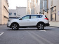 RAV4榮放 2015款 2.0L CVT 兩驅(qū)都市型圖片