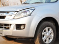 D-MAX 2015款 2.5T 手动 两驱豪华型4JK1图片