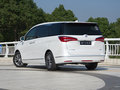 别克GL8 图片