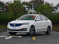 东风风神E70 图片