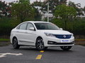 东风风神E70 图片