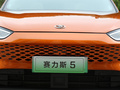 赛力斯SF5 图片