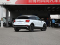 奥迪Q2L 图片