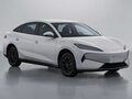 比亚迪e7 图片