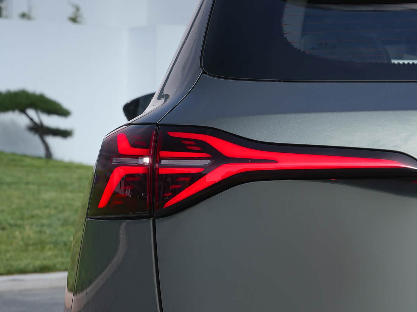 紅旗HS6 PHEV 圖片