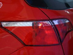 2008款 2.4L 手动 两驱 舒适型 5座