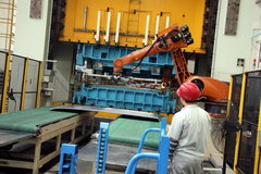 2008款 2.4L 手动 两驱 舒适型 5座
