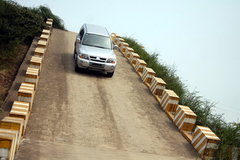 2008款 2.4L 手动 两驱 舒适型 5座