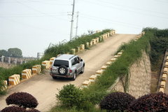 2008款 2.4L 手动 两驱 舒适型 5座