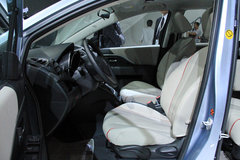 2008款 2.0 自动 舒适型 7座