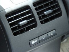 2008款 2.0 自动 舒适型 7座