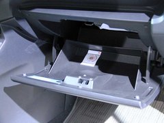 2008款 2.0 自动 舒适型 7座