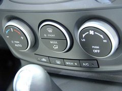 2008款 2.0 自动 舒适型 7座