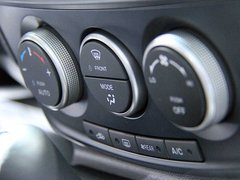 2008款 2.0 自动 舒适型 7座