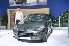2009款 3.8L 自动 尊贵版