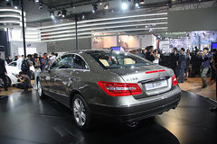 2009款 3.8L 自动 尊贵版