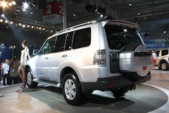 2009款 3.8L 自动 尊贵版