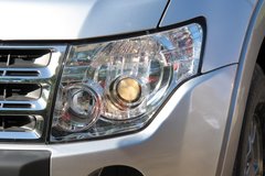 2009款 3.8L 自动 尊贵版
