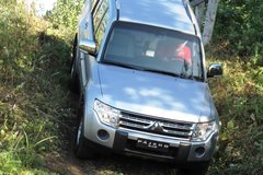 2009款 3.8L 自动 尊贵版