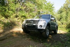 2009款 3.8L 自动 尊贵版