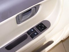 2009款 N3+ 1.0 MT 三缸两厢