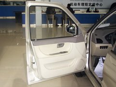 2009款 N3+ 1.0 MT 三缸两厢