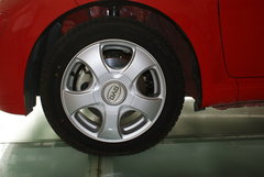 2009款 1.0L 手动 旗舰型