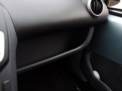 2009款 1.0L 手动 旗舰型