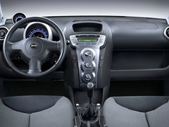 2009款 1.0L 手动 旗舰型