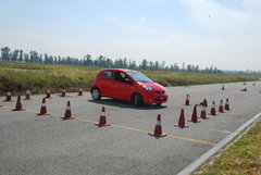 2009款 1.0L 手动 旗舰型