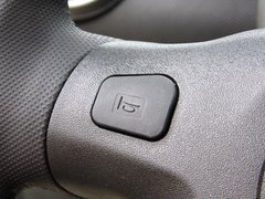2009款 1.0L 手动 旗舰型