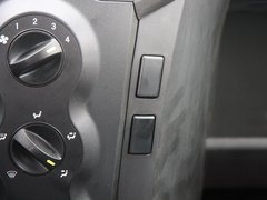 2009款 1.0L 手动 旗舰型