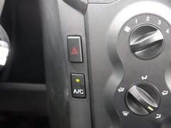 2009款 1.0L 手动 旗舰型