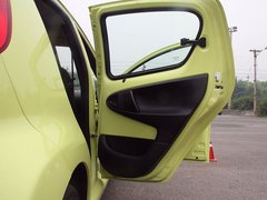 2009款 1.0L 手动 旗舰型