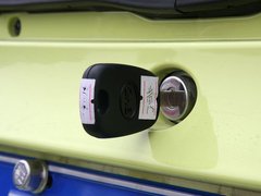 2009款 1.0L 手动 旗舰型