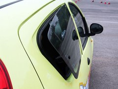 2009款 1.0L 手动 旗舰型
