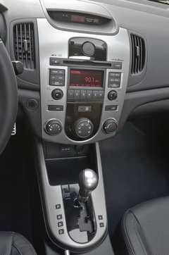 2008款 1.6L 自动 GL