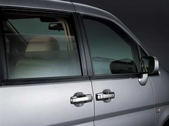 2007款 2.5L 自动 豪华版