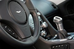 2009款 6.0 AT Touchtronic Volante
