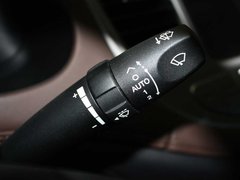 2008款 3.8L 自动 顶级型