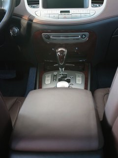 2008款 3.8L 自动 顶级型
