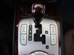 2008款 3.8L 自动 顶级型