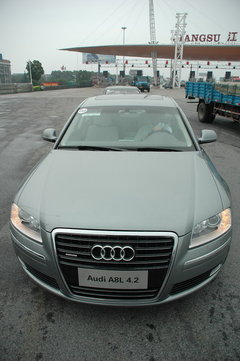 2009款 2.8FSI CVT 标准型
