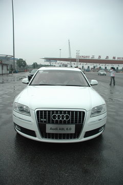 2009款 2.8FSI CVT 标准型
