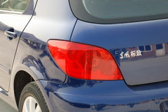 2008款 两厢 2.0L 自动 精致版