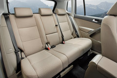 2010款 2.0TSI 自动 四驱旗舰版 5座