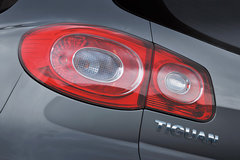 2010款 2.0TSI 自动 四驱旗舰版 5座