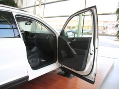 2010款 2.0TSI 自动 四驱旗舰版 5座