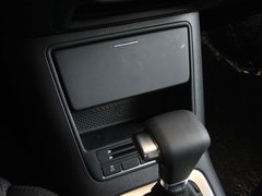 2010款 2.0TSI 自动 四驱旗舰版 5座
