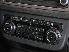 2010款 2.0TSI 自动 四驱旗舰版 5座